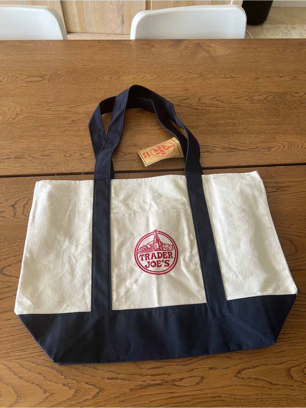 Trader Joe’s Large Canvas Tote Bag Navy Cream NWT